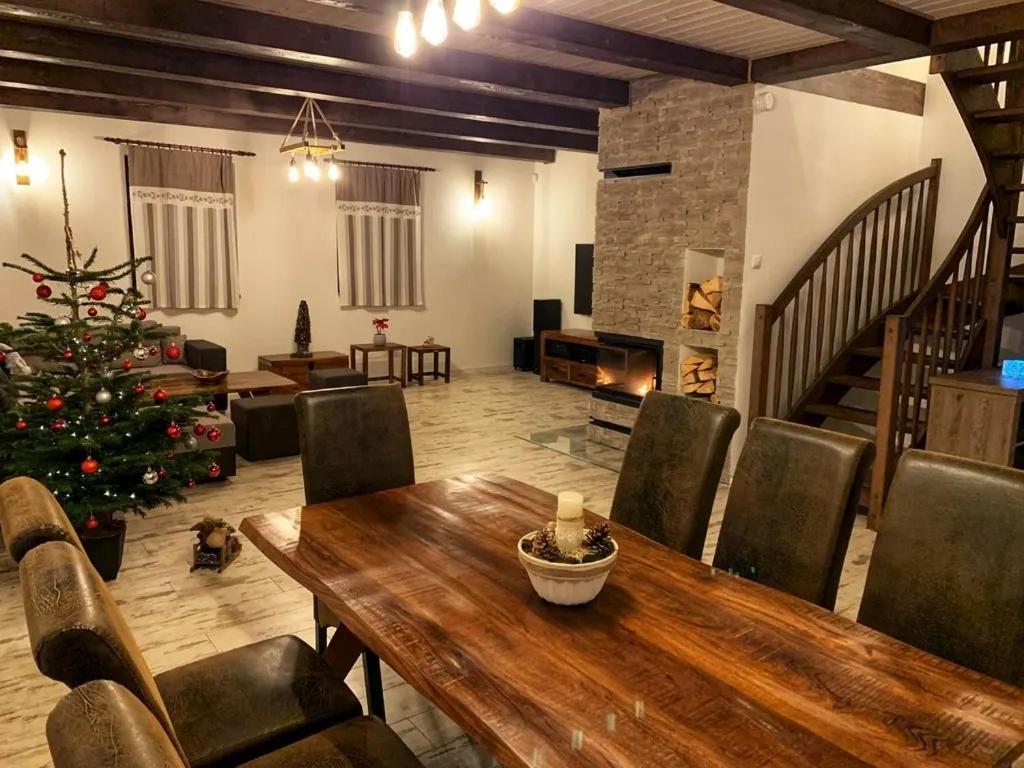 Vila Svistovka Stará Lesná المظهر الخارجي الصورة